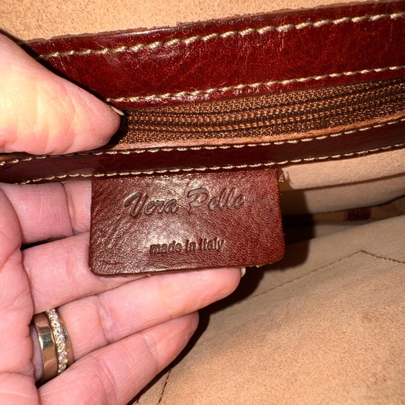 Italian Leather Oversized ‘H’ Crossbody Vera Pelle Made in Italy Cognac Brown - Picture 6 of 16